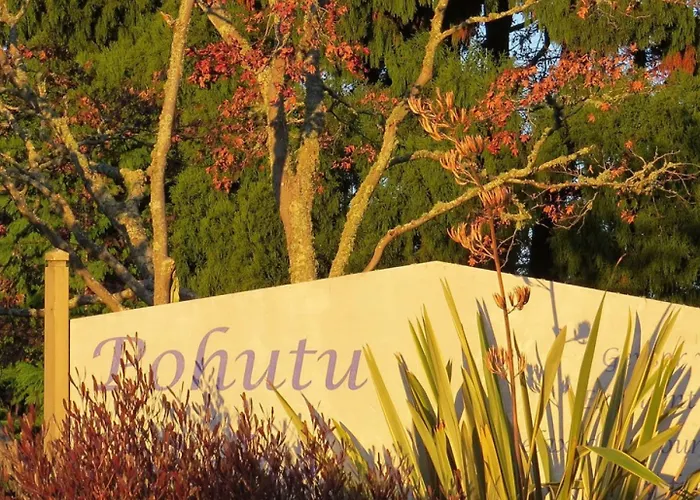 Pohutu 4* Rotorua
