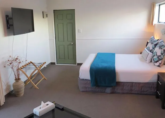 Motel Pohutu 4*